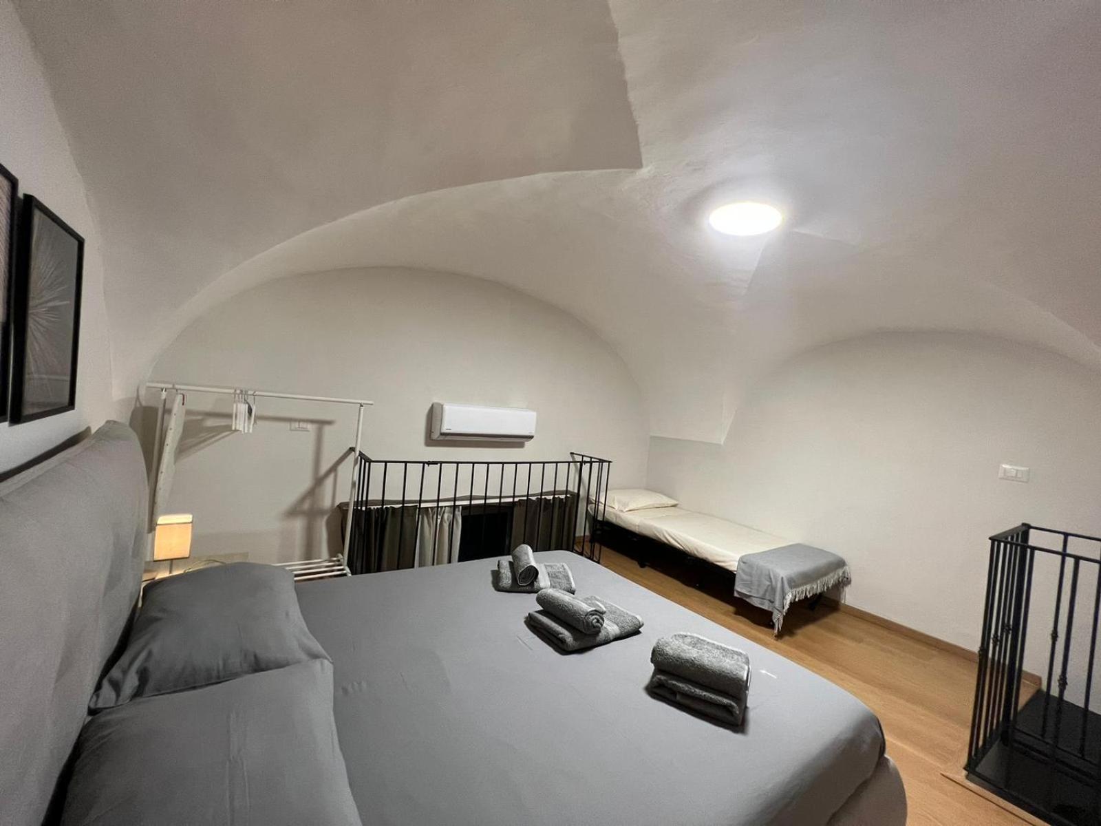 Almond Apartment Catania Exterior photo